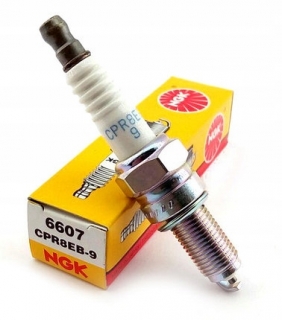 NGK Zapaľovacia sviečka CPR8EB-9